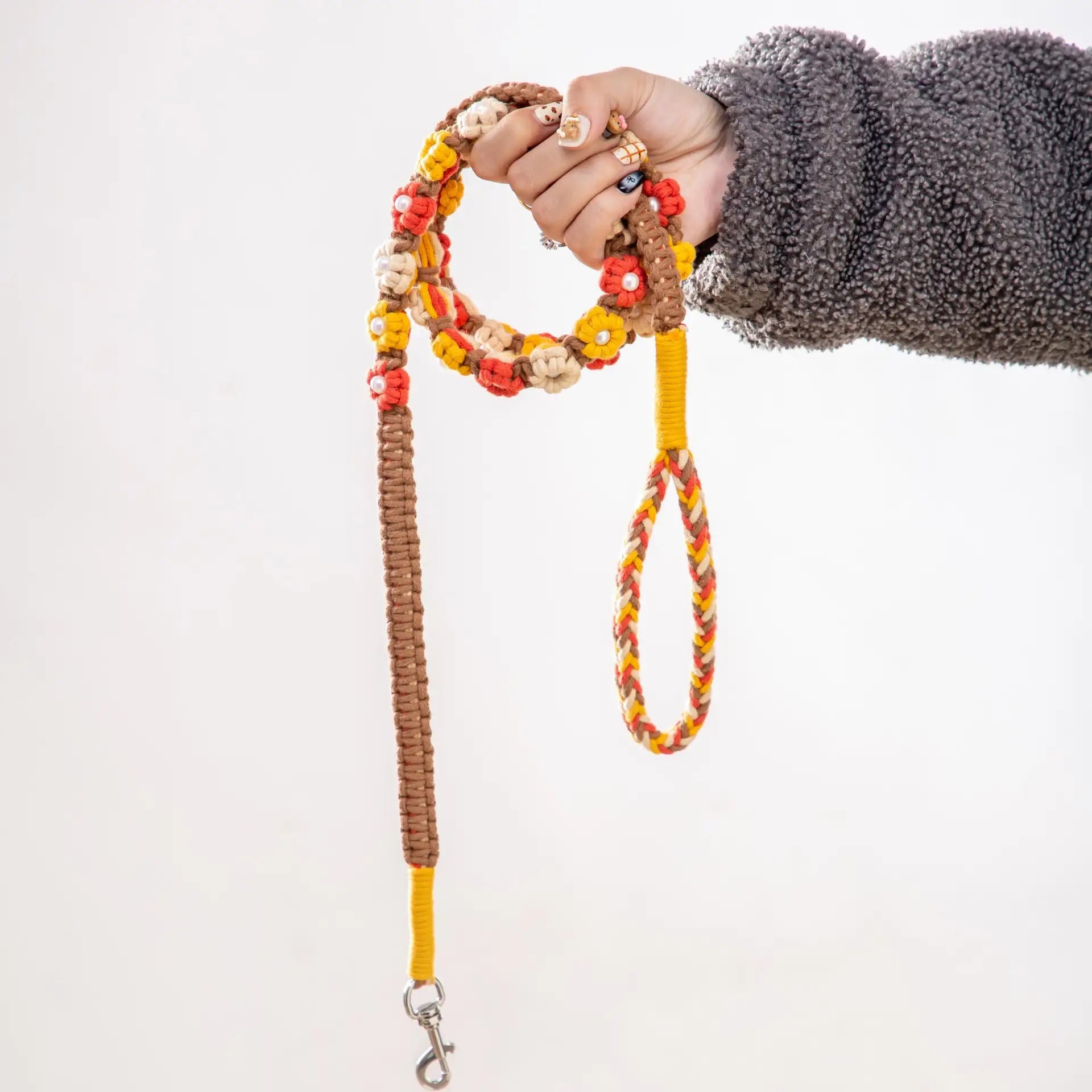 59.06 Inch Handmade Braided Rope Dog Leash with Floral Bead Accents - Durable 5ft Decorative Leash for Small to Medium Breeds, Christmas Gift for Dog Owners, Stylish Pet Accessory